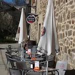 Inn La De Pedrazales