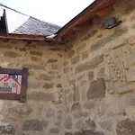 Inn La De 3*