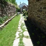 La De Inn