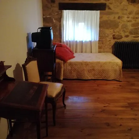 La De Estalagem Pedrazales